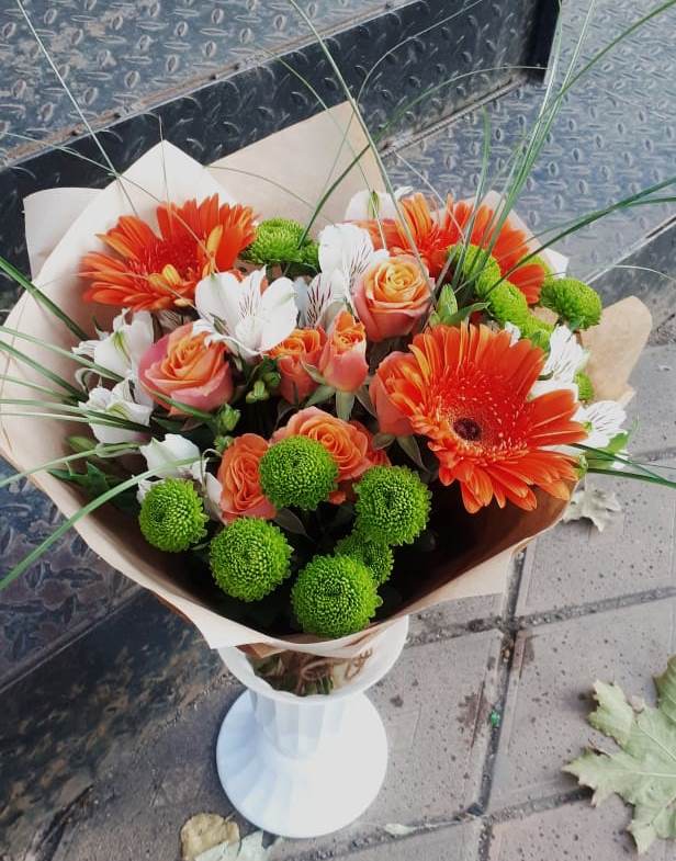 Букет цветов из: Герберы, Хризантемы, Альстромерии и Розы в Любани
