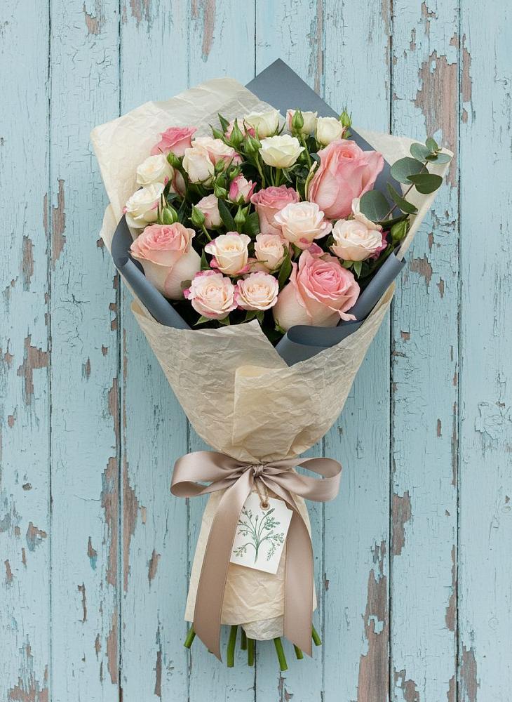 Букет цветов из: Розы в Любани