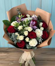 Букет цветов из:  Розы и Альстромерии в Любани