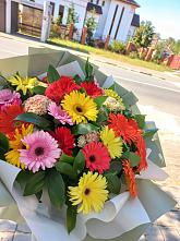 Букет цветов из:  Герберы #REPLACE_PRED# Любани