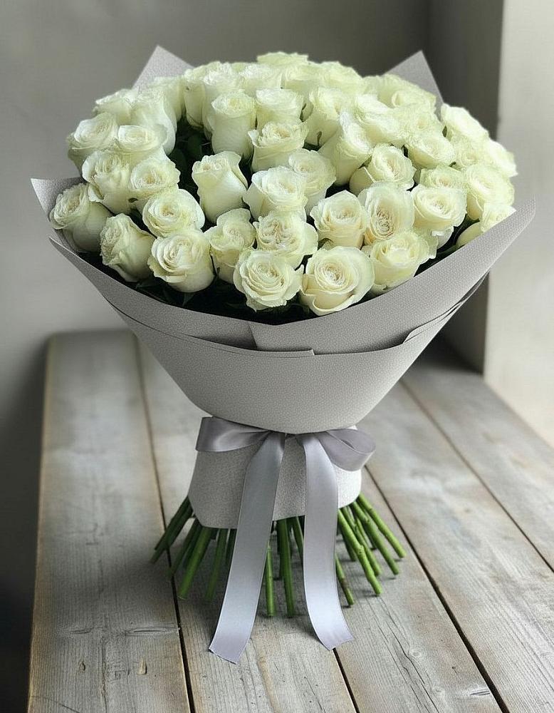 Букет 35 Белых роз в Любани