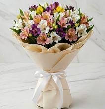 Букет цветов из:  Альстромерии в Любани
