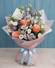 Букет цветов из:  Лизиантусы, Розы, Альстромерии и Гипсофила #REPLACE_PRED# Любани