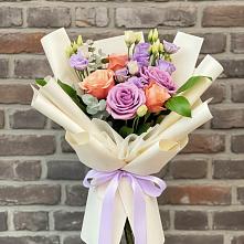 Букет цветов из:  Лизиантусы и Розы #REPLACE_PRED# Любани