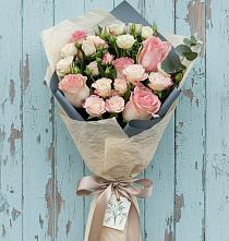 Букет цветов из:  Розы в Любани