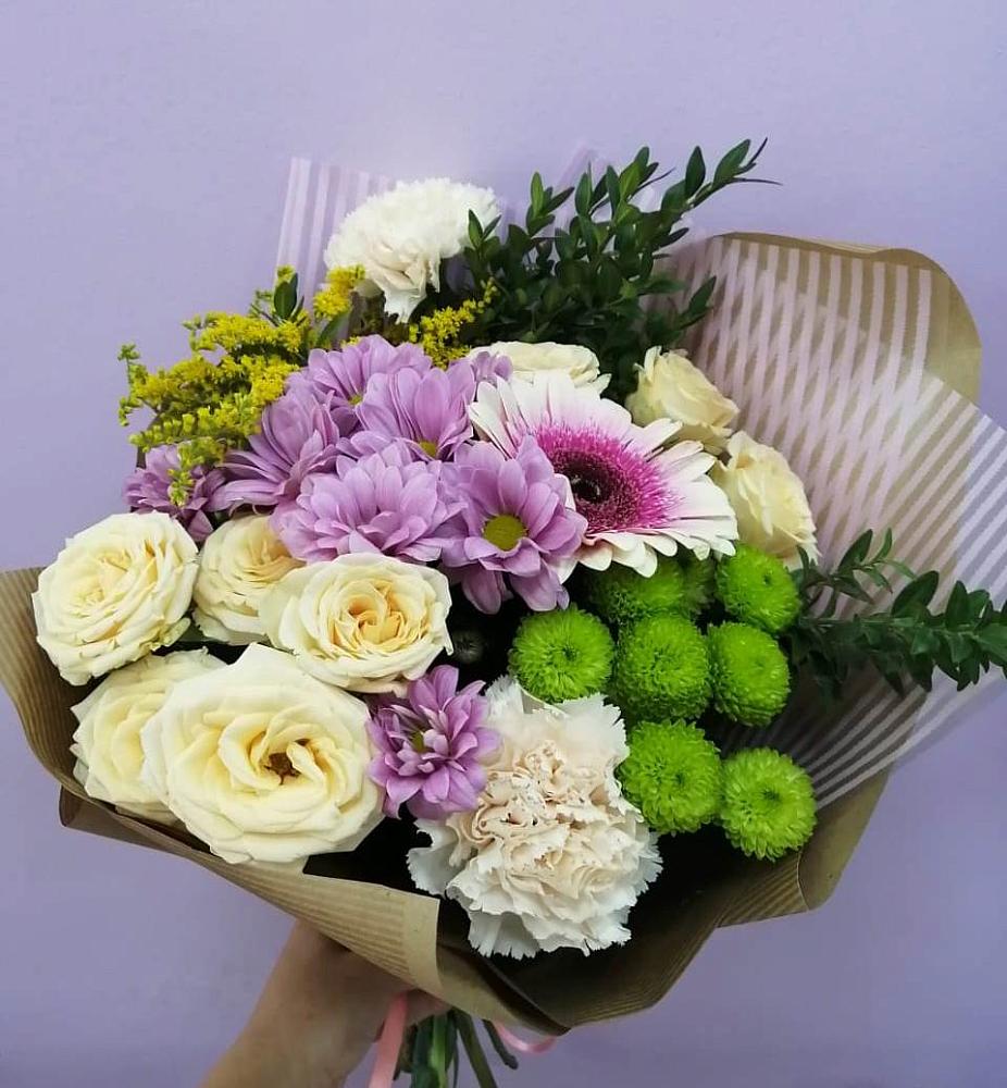 Букет цветов из: Хризантемы, Розы, Гвоздики и Герберы в Любани