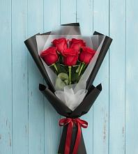 Букет цветов из:  Розы в Любани