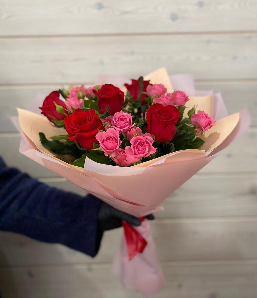 Букет цветов из: Розы в Любани