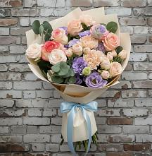 Букет цветов из:  Розы, Лизиантусы и Гвоздики #REPLACE_PRED# Любани