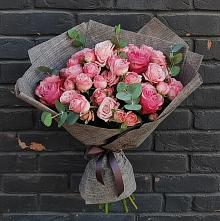 Букет цветов из:  Розы в Любани
